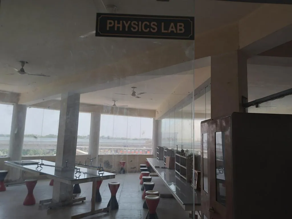 Physics Laboratory